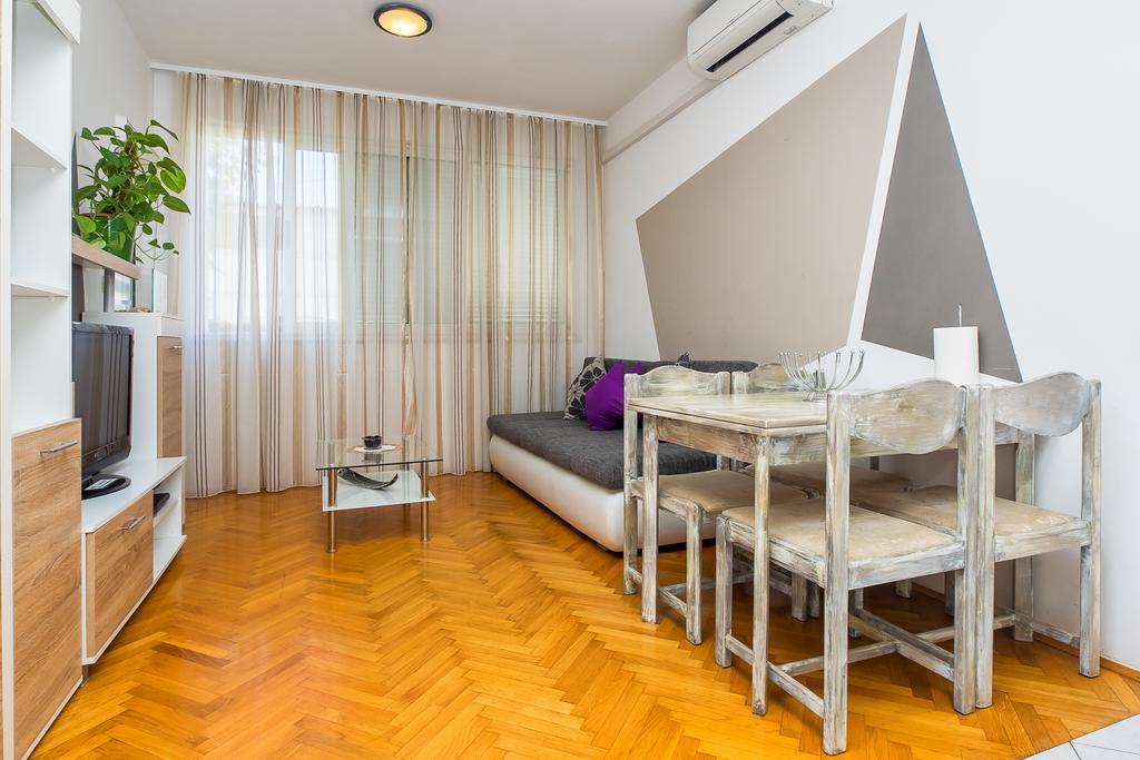 Guesthouse Teta Palmina Split Exterior photo
